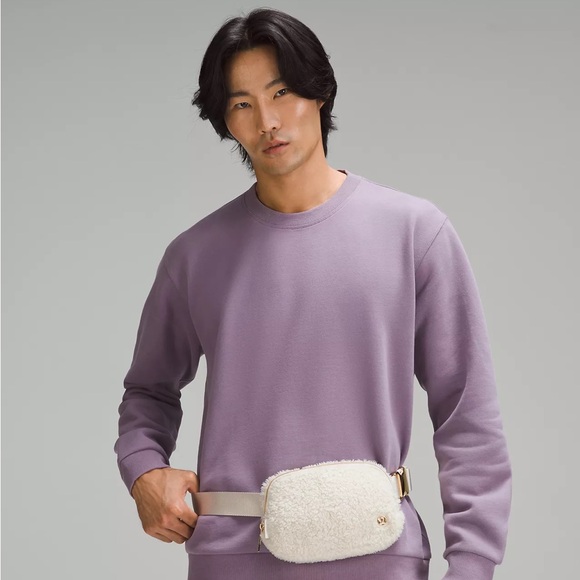 Lululemon Everywhere Belt Bag 1L Fleece - Picture 4 of 8